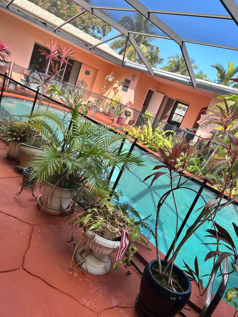 Hollywood Home Estate sale starts on 3/1/2024