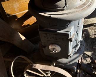 Antique cast iron Natty Buckeye #217 stove and Griswold dampers