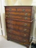HENREDON CHEST OF DRAWERS