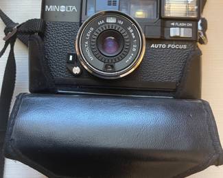 MINOLTA HIGH-MATIC CAMERA