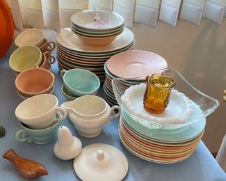 VINTAGE DISHWARE