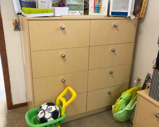 DRESSER AND GAMES