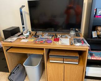 desk & office supplies