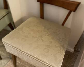 sewing chair