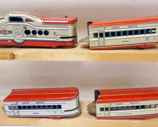 1180 MARX O GAUGE UNION PACIFIC TIN LITHO TRAIN ENGINE WITH 3 CARS