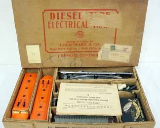 1221 MARX O GAUGE TRAIN SET IN BOX