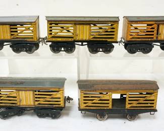 1059 IVES TRAIN O GAUGE GROUP OF 5 CARS, #65 LIVESTOCK