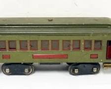 1182 LIONEL STANDARD GAUGE #8E ENGINE WITH #337 PULLMAN AND #338 OBSERVATION