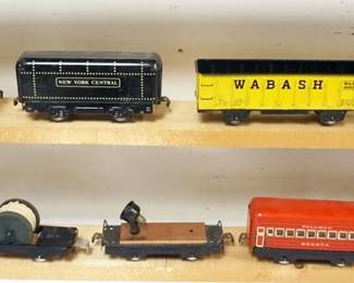1157 MARX O GAUGE TRAIN, LOCOMOTIVE WITH 8 CARS