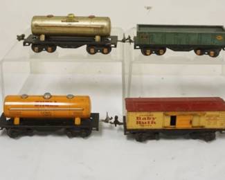 1092 LIONEL TRAIN O GAUGE 8 CARS #1679 BOX CAR, #1682, #2657 CABOOSE, #1677 CAR, #26 CAR, #1679 BABY RUTH, #1680 SHELL