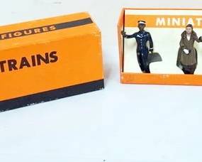 1219 MINIATURE CAST METAL MODEL RAIL ROAD FIGURES, APPROXIMATELY 4 IN H