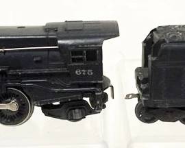 1119 LIONEL TRAIN O GAUGE #675 LOCOMOTIVE WITH #2466X TENDER