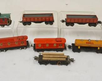 1090 LIONEL TRAIN O GAUGE 10 CARS #2677, #655, #1682 CABOOSE, #2680 SUNOCO