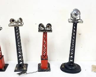 1215 MODEL TRAIN METAL O GAUGE ACCESSORIES, ASSORTED LIGHTING