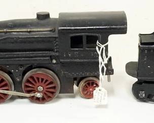 1198 IVES TRAIN STANDARD GAUGE #1129 LOCOMOTIVE AND TENDER