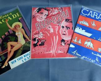 1930s Magazines Including "Billy Rose's Aquacade" New York World's Fair, Broadway Show "HellzaPoppin" Program, And Caravan Monthly Hotel Magazine