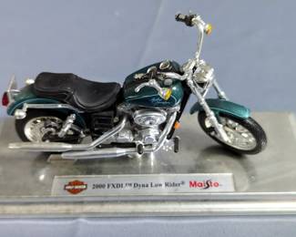 Maisto Harley Davidson Motorcycle Models With Stands, Qty 6