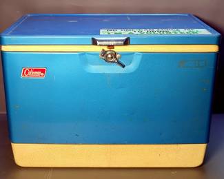 Coleman Insulated Cooler With Inner Tray, 7" x 22.5" x 13.5"