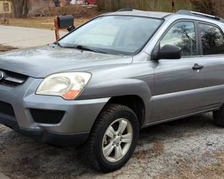 2009 Kia Sportage Sport Utility Vehicle, VIN KNDJF724797610865, Mileage Showing On Odometer 190119