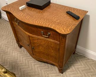 Tiger Oak Low Dresser
