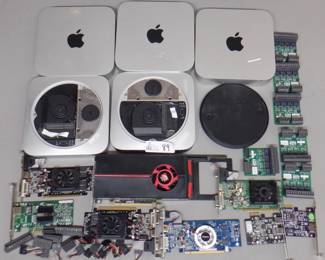 Lot 89
LOT COMPUTER GRAPHICS CARDS AND MORE