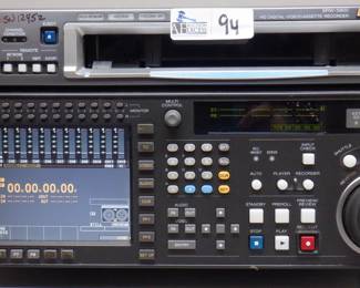 HD DIGITAL VIDEOCASSETTE RECORDER 5800