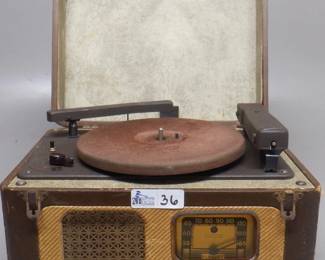 AIRLINE TUBE TURNTABLE/RADIO
