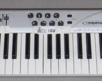 Lot 100
M AUDIO MIDI KEYBOARD RADIUM NO PS