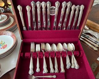 Silver plated flatware 