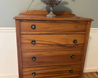 Vintage chest of drawers
