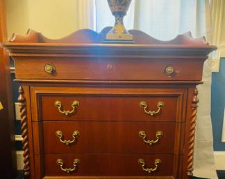 Pair of Lexington Vestiges Night Stands with  (4) Spacious Drawers