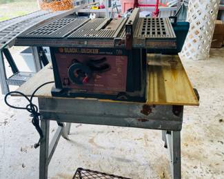 Black & Decker 10" Table Saw
2 1/2 Hp