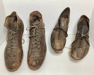 BIHY106 Early 1900s Sports Cleats Two pairs of leather cleats
