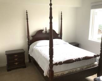 RUVE200 Bassett Four Poster Full Bed Nightstands Bassett four post full size bed set with Sealy Posturepedic mattress and box spring(full size), sheets and pillows aren't included. 2 Bassett nightstands that have 2 drawers for each one.
