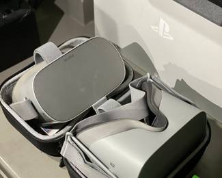Oculus VR headsets