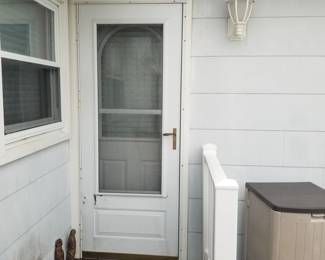 Fiberglas entry door 