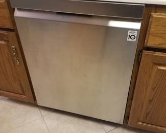 LG dishwasher with stainless steel interior - used 3 times!