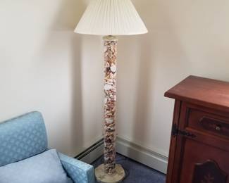 Shell floor lamp