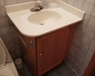 Corner bath vanity