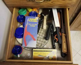 Gadgets and cooking utensils