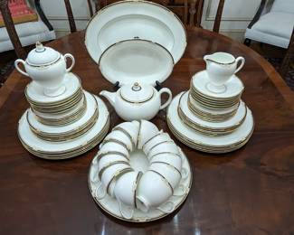 37 piece set of  English china Wedgwood "Cavendish", 1982-2009. 