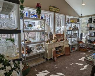 Another view of the Kitchen Magician playpen.