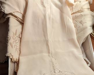 SWEET vintage christening gown set, take a look at this, is quite nice!