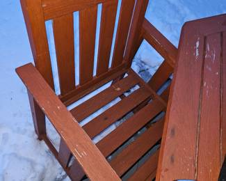 There are 4 chairs with this patio set, was not able to picture fully due to snow