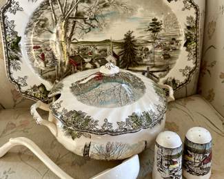 Johnson Brothers England
Friendly Village