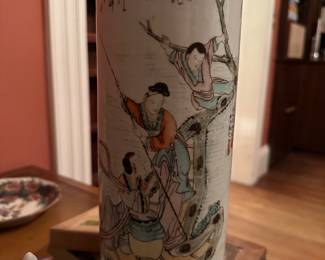 Chinese Export Porcelain Cylinder Vase