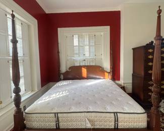 Beautiful Mahogany Four Poster Bed