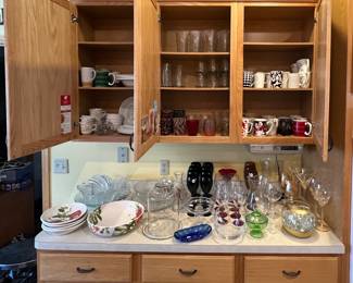 Misc kitchen glasses, mugs and dishes