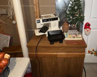 Singer Sewing Machine