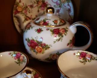 Royal Albert Teapot